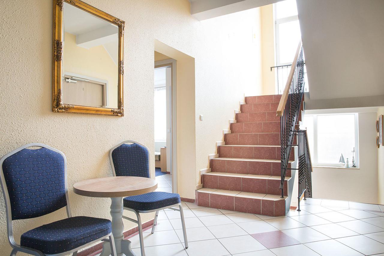 Osrodek Wczasowy Dagmor Bed & Breakfast Ustka Exterior photo